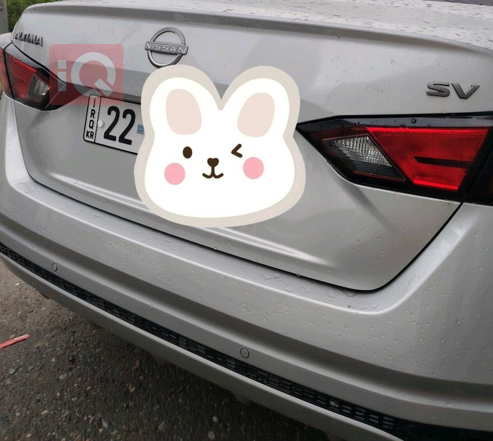 نيسان ألتيما